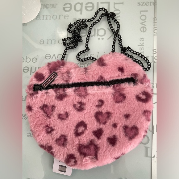 BLACKPINK Handbags - BLACKPINK CROSSBODY BAG